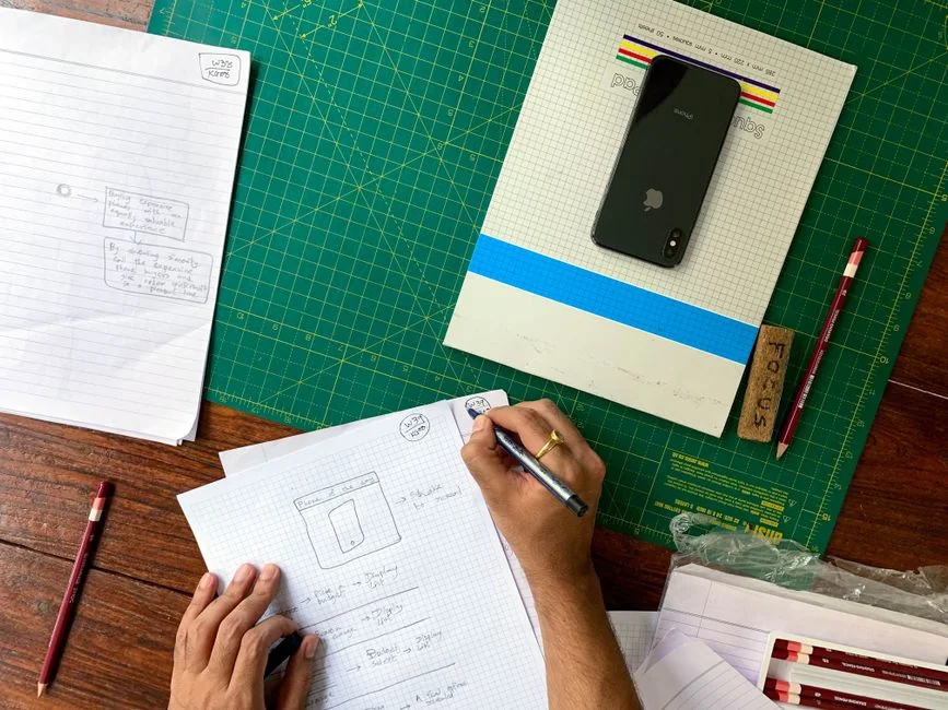 This photo is taken by Lubos Volkov for UX Store while giving a tips on how to become better designer.

After your reach certain skill level is it harder and harder to get any better … In order to progress you need to constantly push yourself to the limits and learn new things … Photo: https://www.instagram.com/lubosvolkov/ For: https://uxstore.com